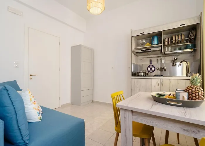 Apart Otel Naxosair2 3*